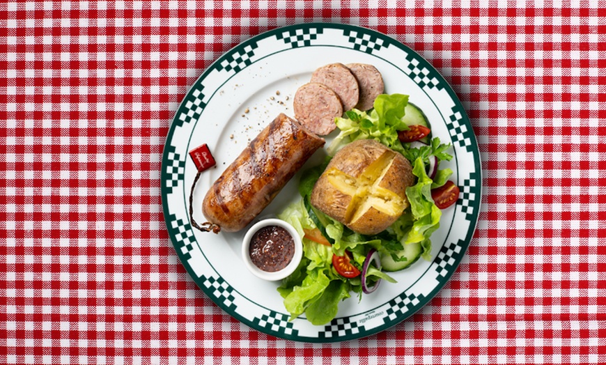 Image 1: Menu grillades et convivialité pour 2 ou 4 gourmands à Courtepaille
