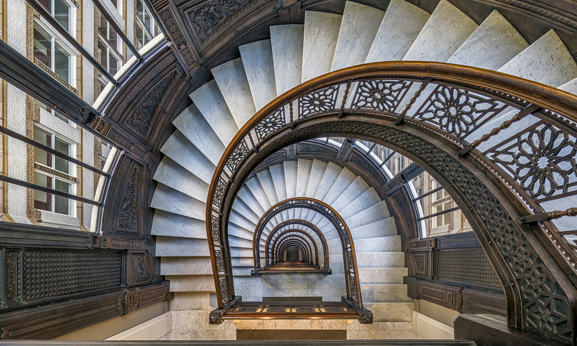 Go Inside Chicago’s Secret Spaces – Tour for All Ages!
