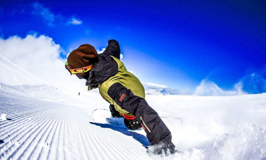 Image 6: Clase de 2 o 4 h de esquí o snowboard para 1 o 2 con equipo incluido