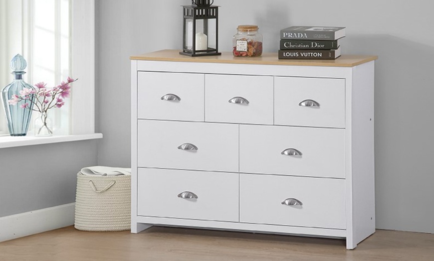 Image 10: Quantock Bedroom Furniture