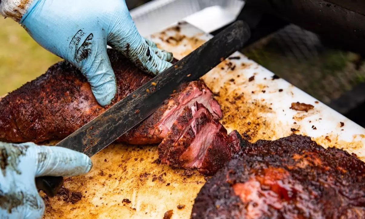 General Admission for Two to Foodie Fest with Two Drinks 