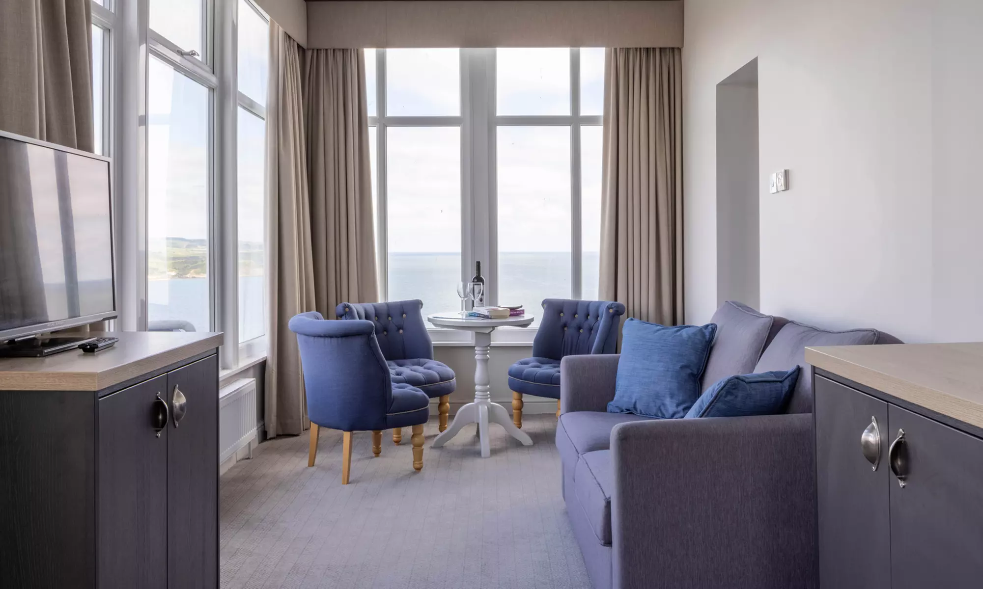 Scarborough: Seaview Double Room w/ Optional Breakfast, Dinner & More