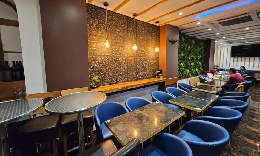 Image 5: Cuisine chinoise et vietnamienne au restaurant Phobar à Paris