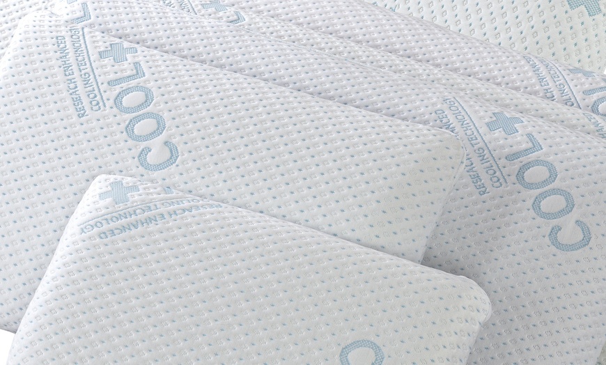 Image 4: Almohada de espuma viscoelástica con funda refrescante, de Sampur