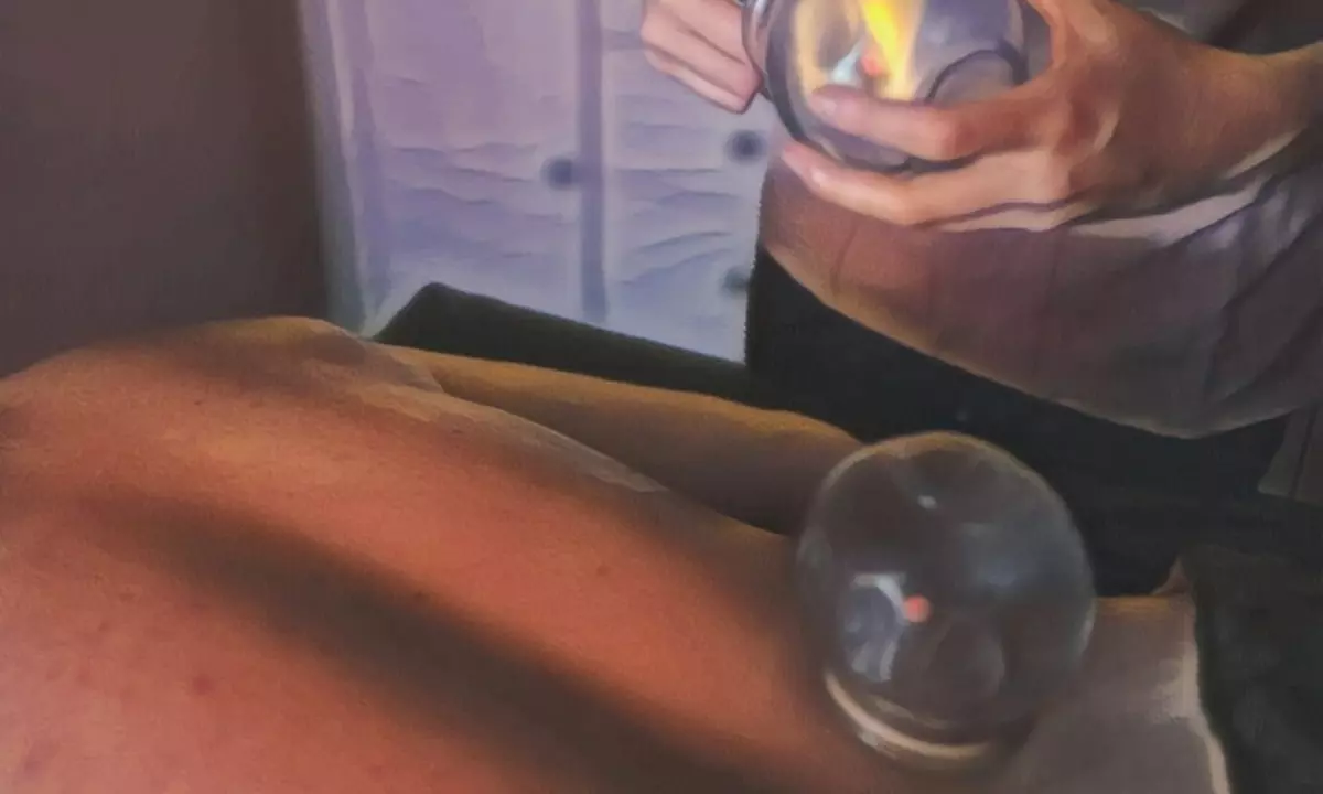 Profesjonalne masaże: tajski stóp, masaż kamieniami Upala i więcej