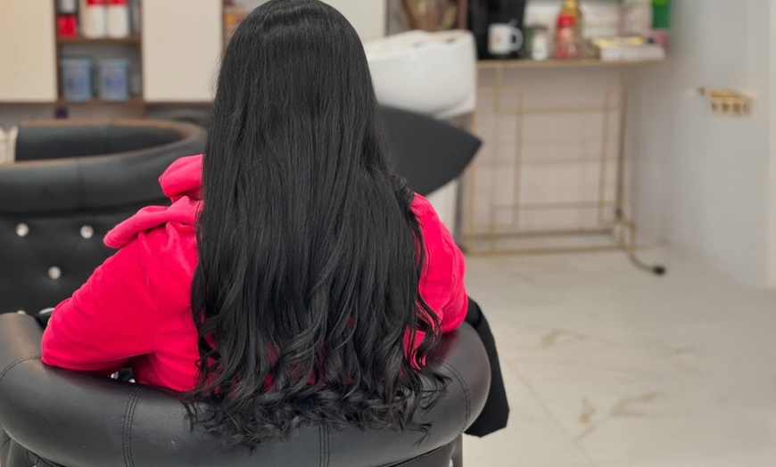 Image 6: Haircut + Shampoo, Conditioning & Blow-dry + Choice of Hair Color 