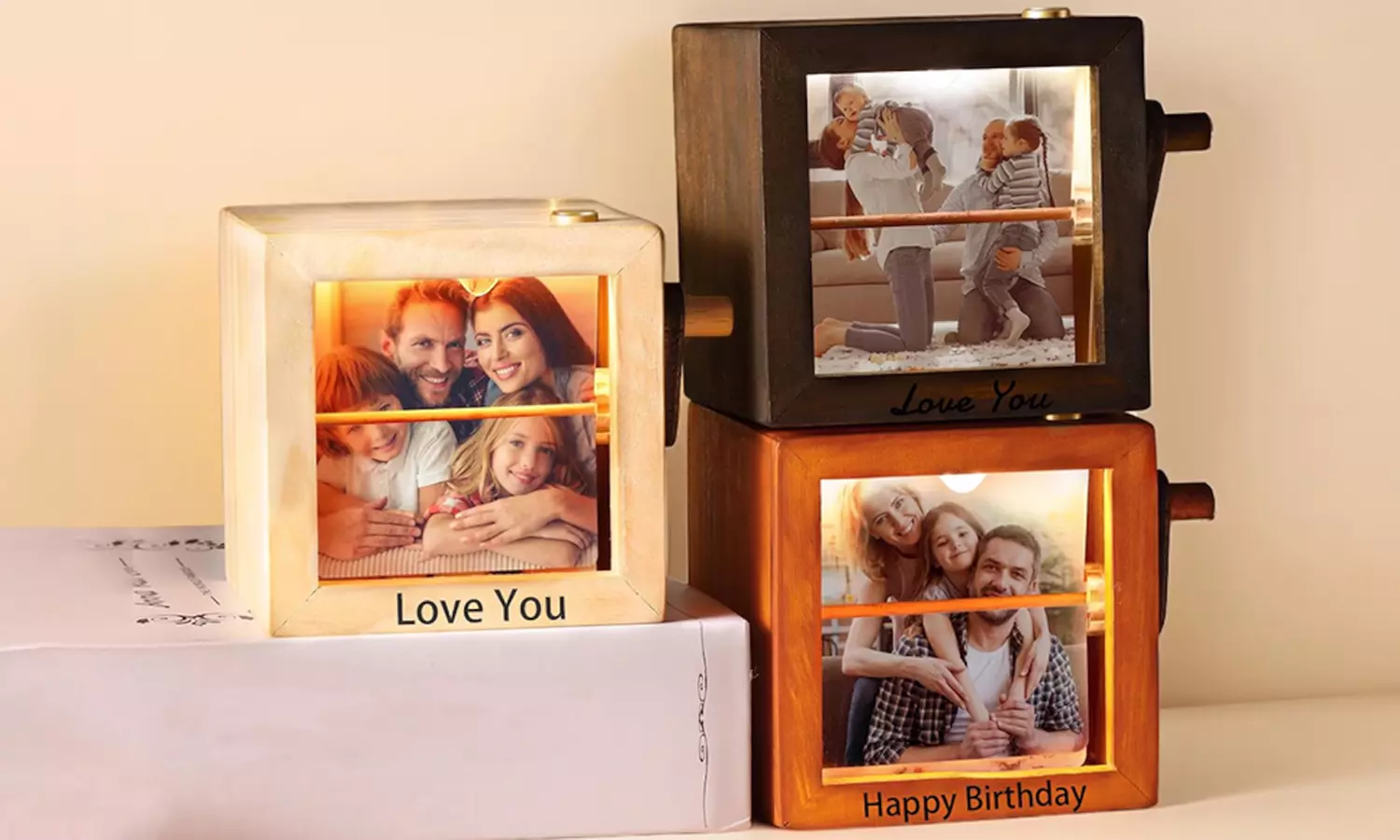 1 oder 2 personalisierbare Handkurbel-Fotorahmen aus Holz