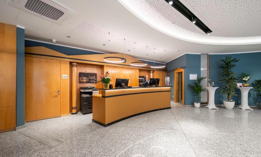 Image 17: Dresden: 1, 2, 3 oder 5 Nächte inkl. Frühstück & Sauna