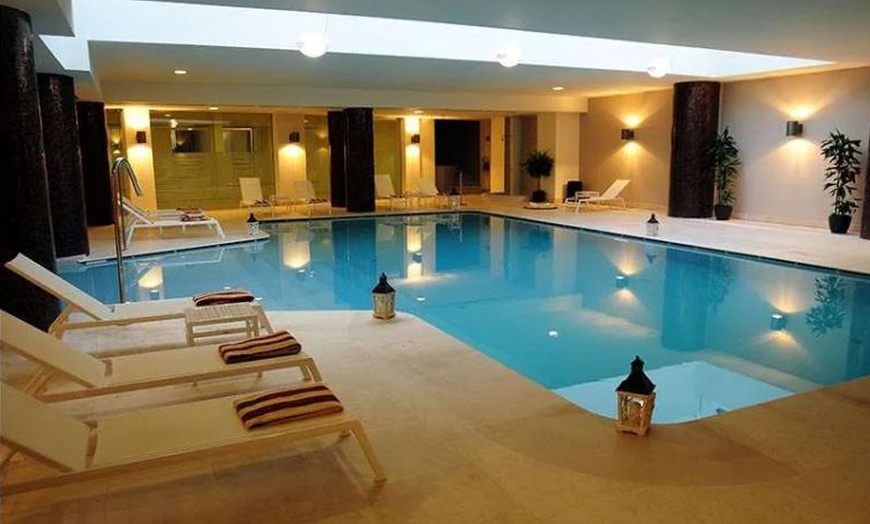 Image 6: Catania 4*: Soggiorno con colazione, mezza pensione, piscina e Spa