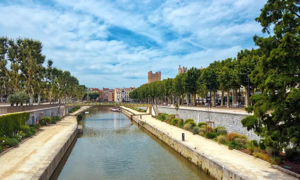 Narbonne : studio Double avec petit-déjeuner au Zenitude Narbonne Centre 4* pour 2 personnes - Second Medium