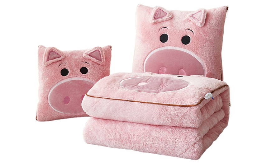 Image 4: Coperta e cuscino a tema cartoni