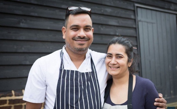 Chefs Mauli and Bhumika