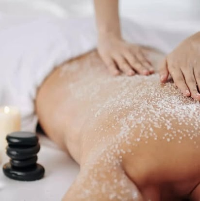 Experience glowing skin with our Body Scrub at Zenbar (Up To 40% Off)