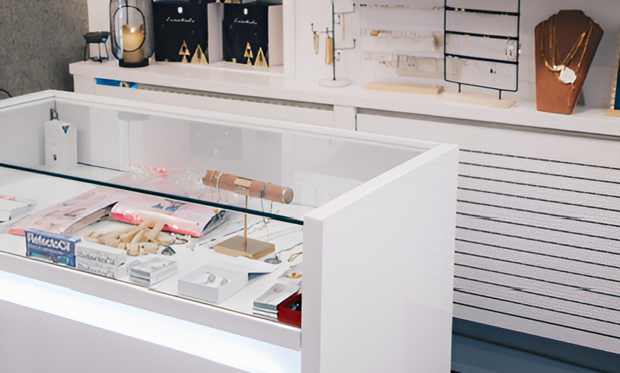 Image 4: Stralende wimpers en strakke wenkbrauwen: jouw beauty-upgrade wacht
