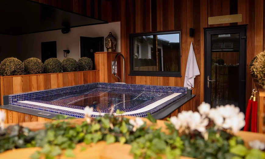 Image 6: Unwind with Spa Retreat Morning or Spa Retreat Twilight for 2 People 