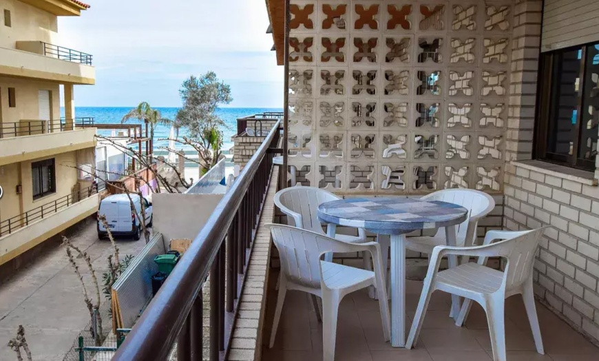 Image 3: ¡Pura felicidad frente a la playa en Castellón! 