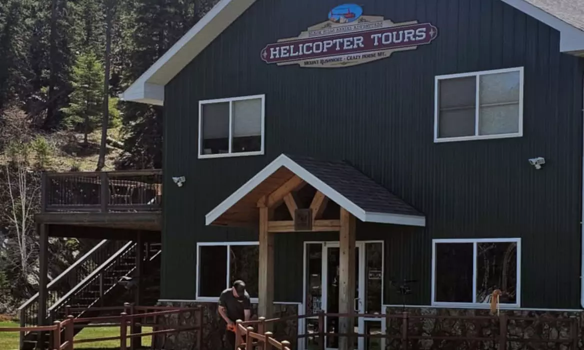 Private Helicopter Ride Over Mount Rushmore Tour for 2, 3, or 4 People