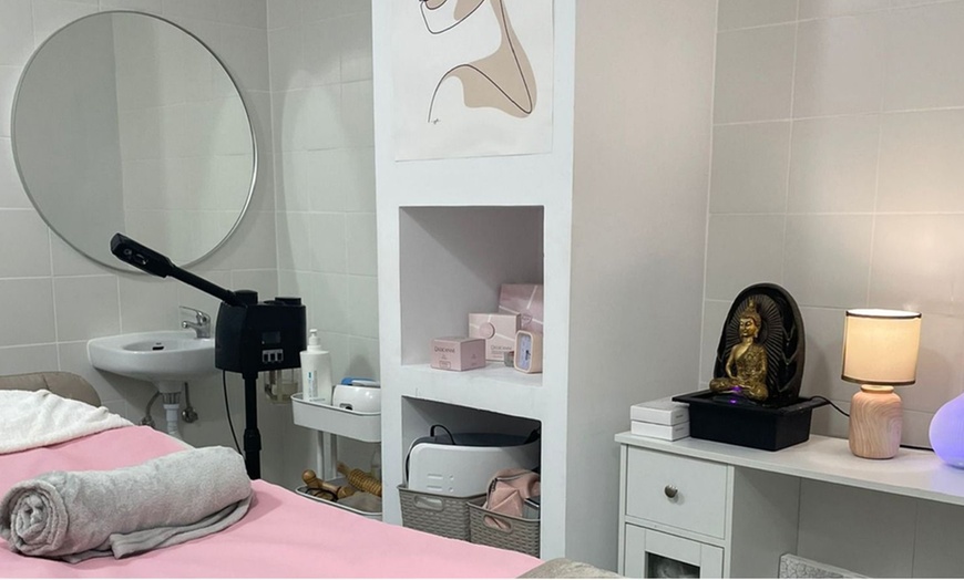 Image 6: Masaje de hasta 75 minutos con técnica a elegir 