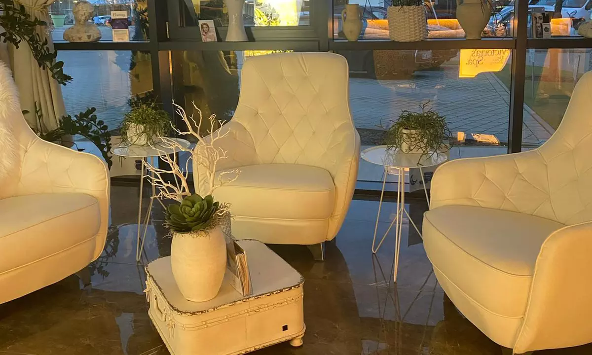 60 Min. Floating-Session, opt. mit 30 Min. Massage, für 1 Person