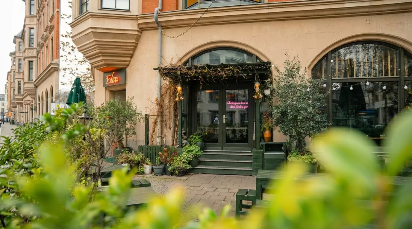 Vietnamese Hotpot nach Wahl mit frischen Zutaten & aromatischer Brühe für 2-3 oder 4-6 Personen (bis 33% sparen) - Second Medium