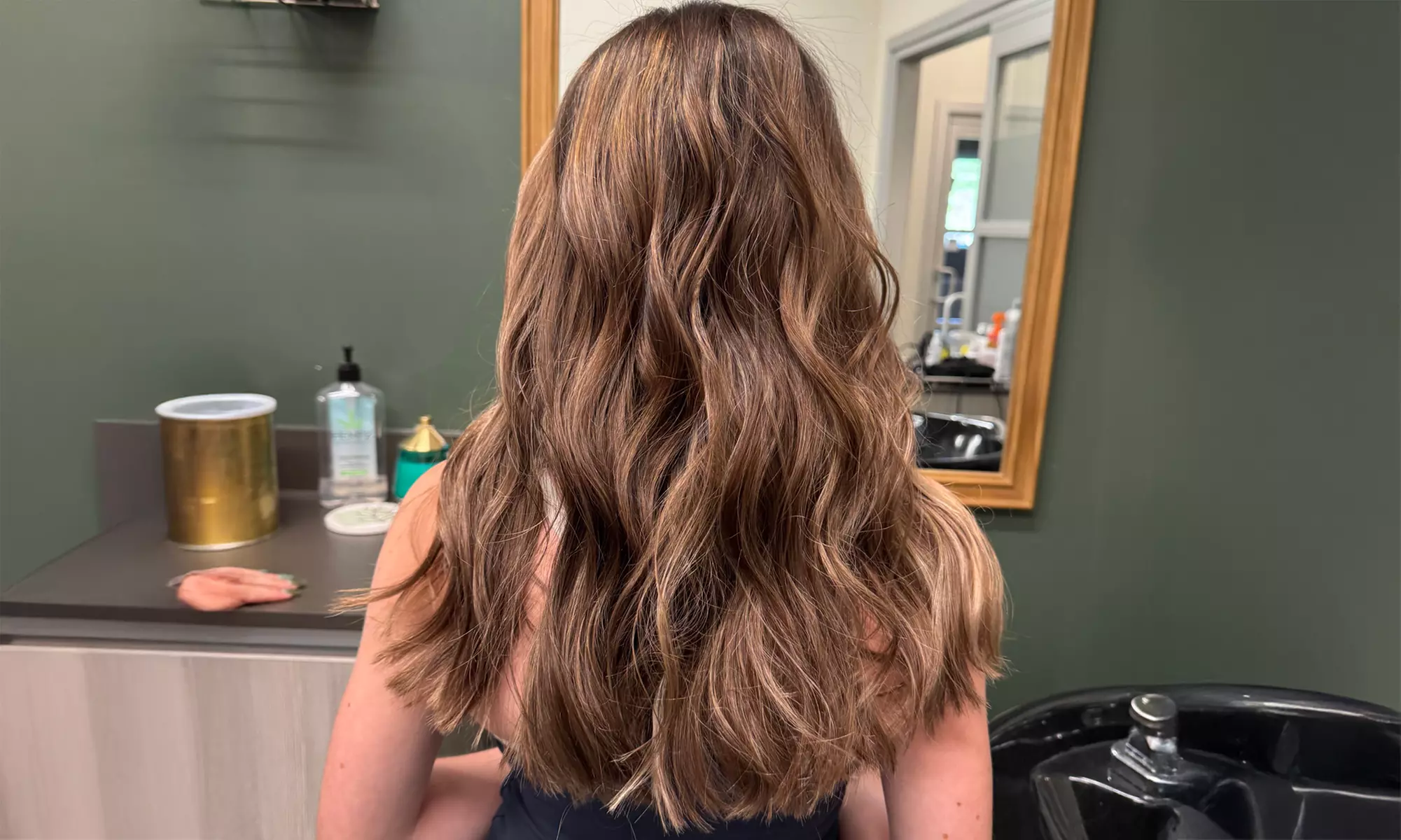 Elevate Your Look with Haircut, Styling, Highlights and More Options!