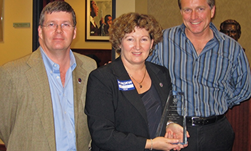 Image 6: Dive into Adventure: Scuba Lesson for Two or Four People