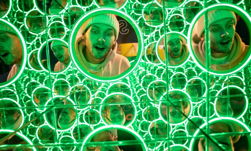 Image 8: World of Illusion Dublin Tickets for Adults and Children!  