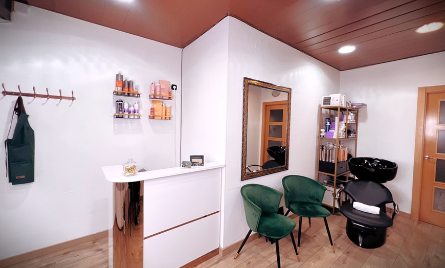 Image 7: Lavado, corte puntas y secado con opción a tinte y/o mechas para 1