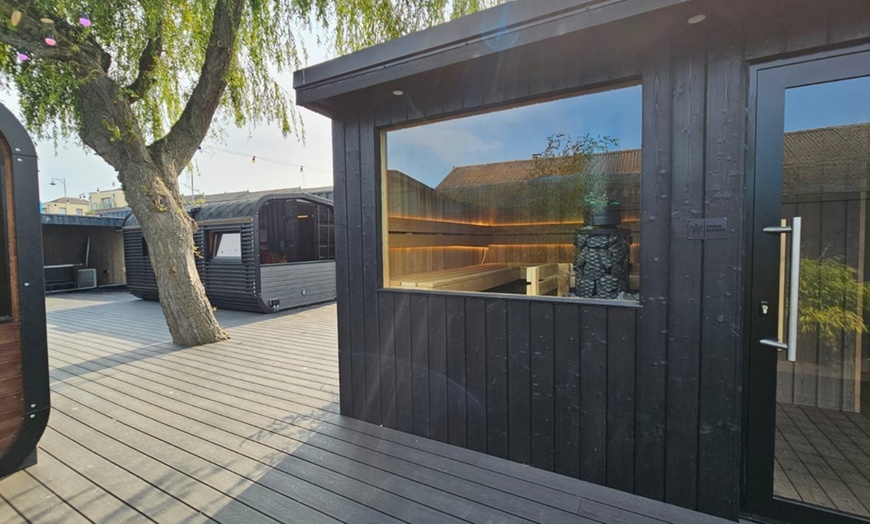 Image 2: Rejuvenate with a Sauna and Ice Bath in 60 Minutes