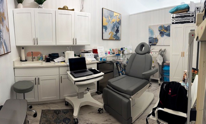 Image 2: Revitalize with One, Two, or Three 90-Minute Hydra Facial Sessions