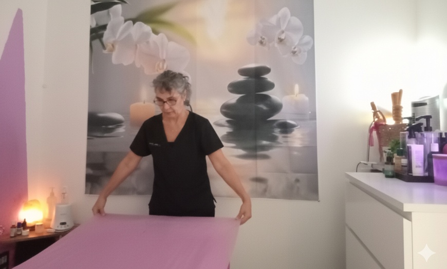 Image 2: Masaje con técnica a elegir de 55 minutos para 1 persona