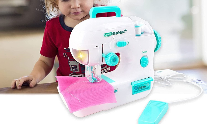 Image 5: Kids' 'My First Sewing Machine' Portable Play Set