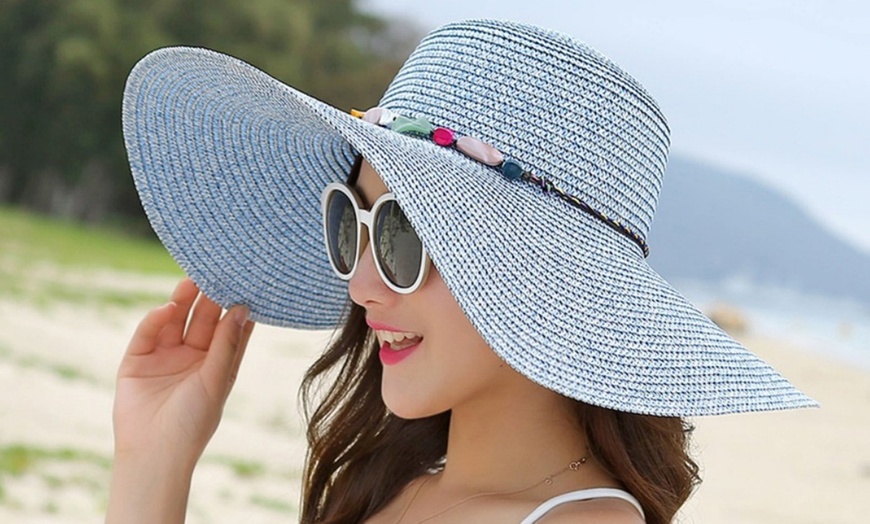 Image 3: Women's Wide Brim Beach Sun Straw Hat
