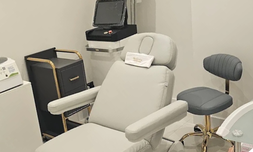 Image 4: TSUBOKI Japanese Face Massage Or Manual Lymphatic Face Massage