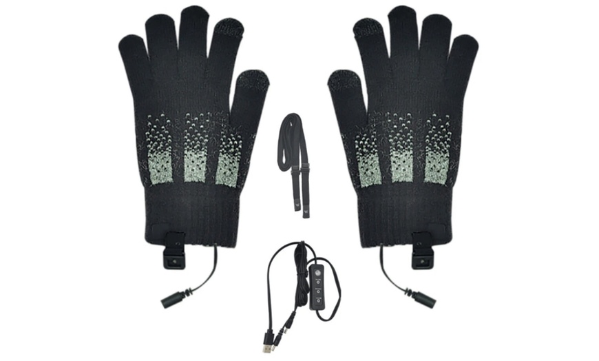 Image 6: USB Heated Touchscreen Knitted Gloves