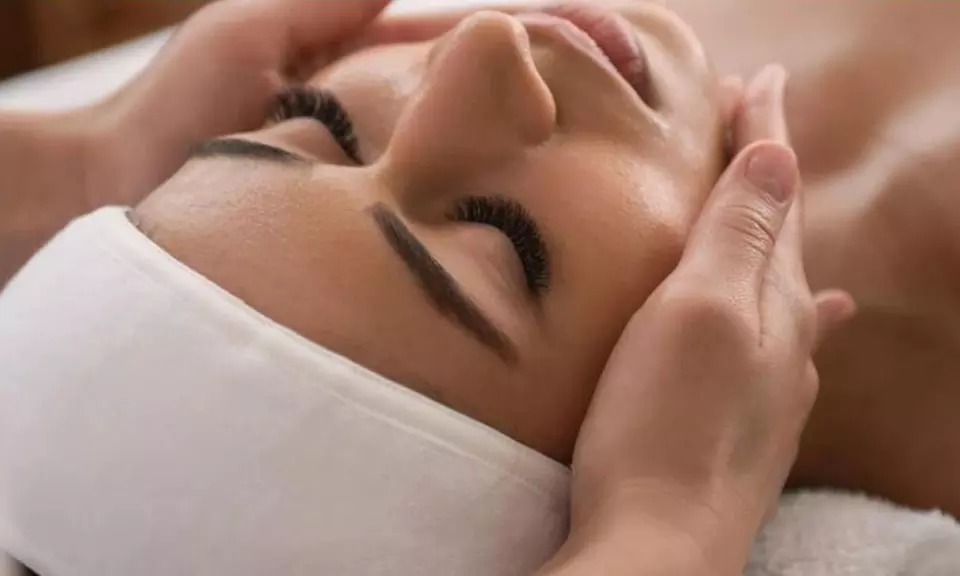 Soin du visage au choix avec l'Institut De Beauté Prestige