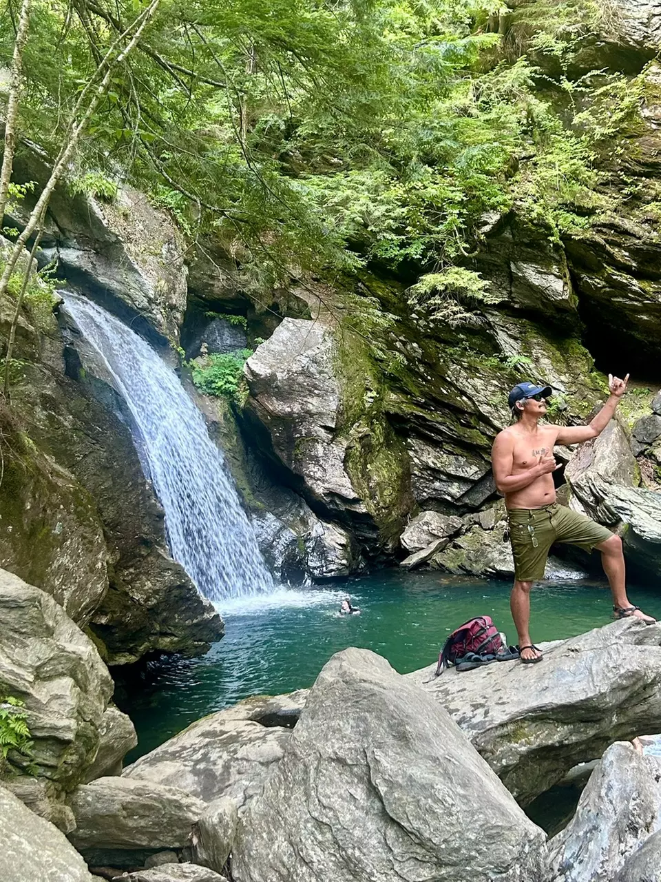 Waterfall and Cover Bridge Tour for 1 or 2 People