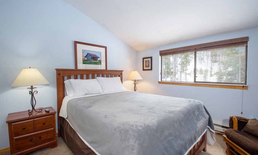 Image 6: Mountain-View Condos in Colorado with Indoor Pool & Shuttle Access