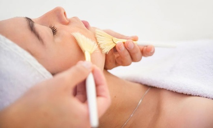 Soin du visage en profondeur de 60 minutes