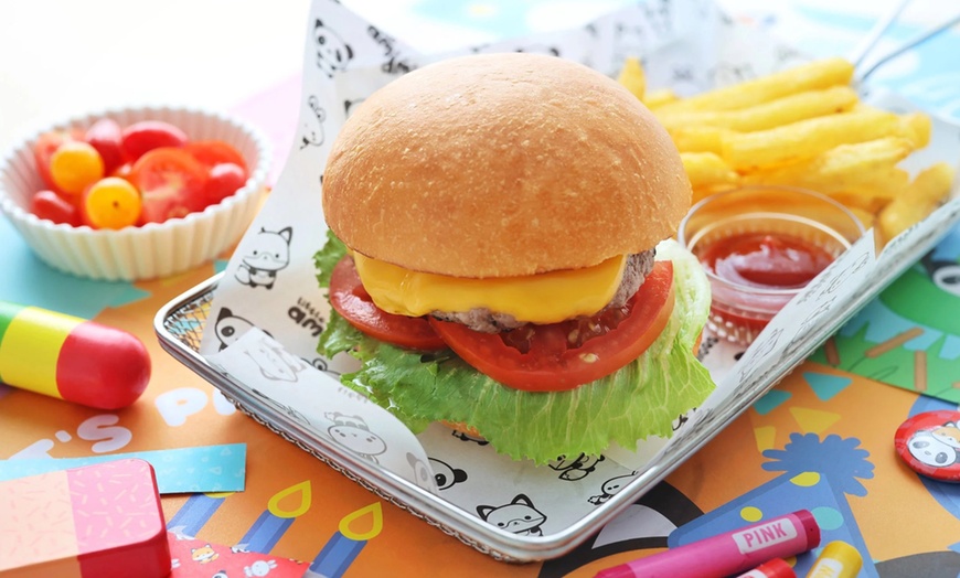 Image 3: Amigos Fun + Feast Deal - Entry Pass + Meal & Drink Combo