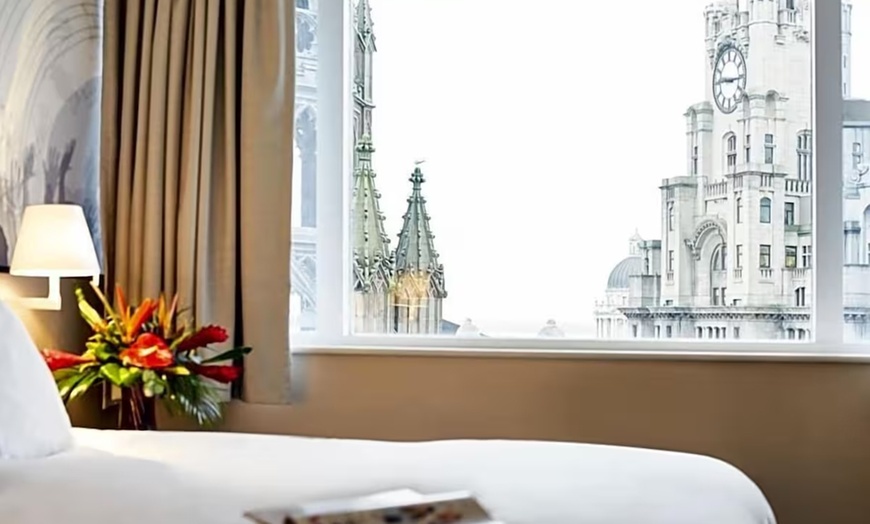 Image 8: Liverpool: Standard Double Room with Breakfast