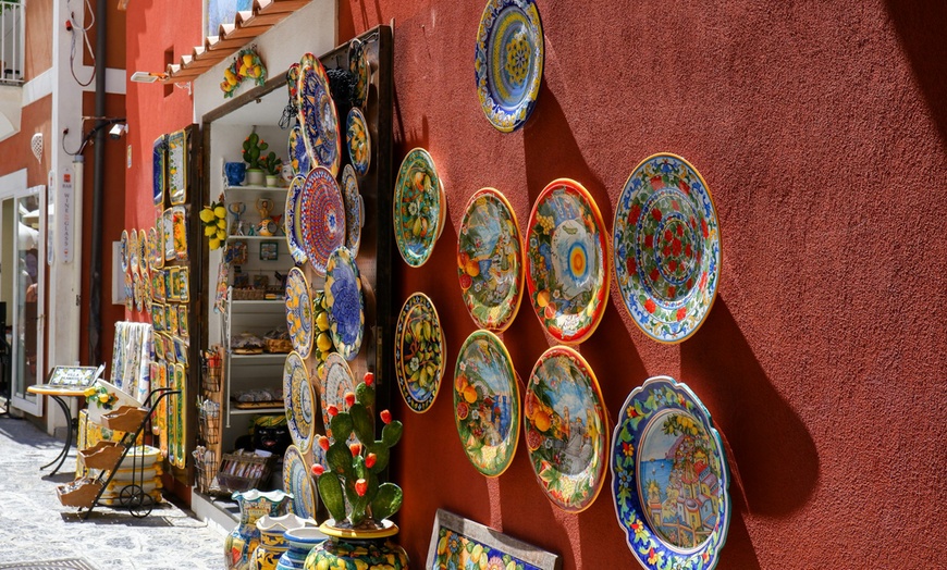 Image 11: Costiera Amalfitana, Minori: camera matrimoniale con colazione per 2