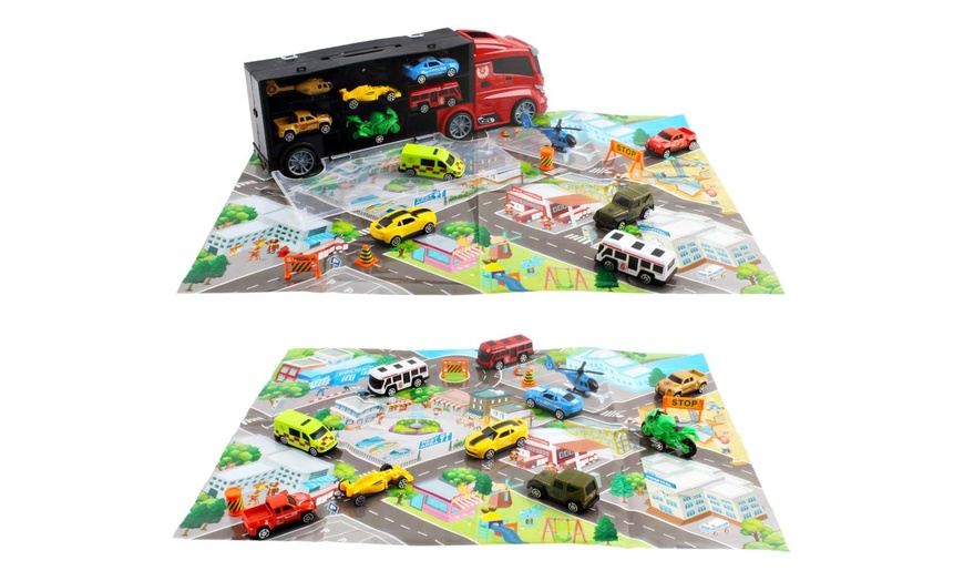 Image 3: CR1 Transporter Truck Carrycase Play Set with Toy Vehicles and Map