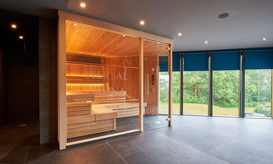 Image 10: Morning or Afternoon Tea with Prosecco on Loch Lomond with Spa Upgrade