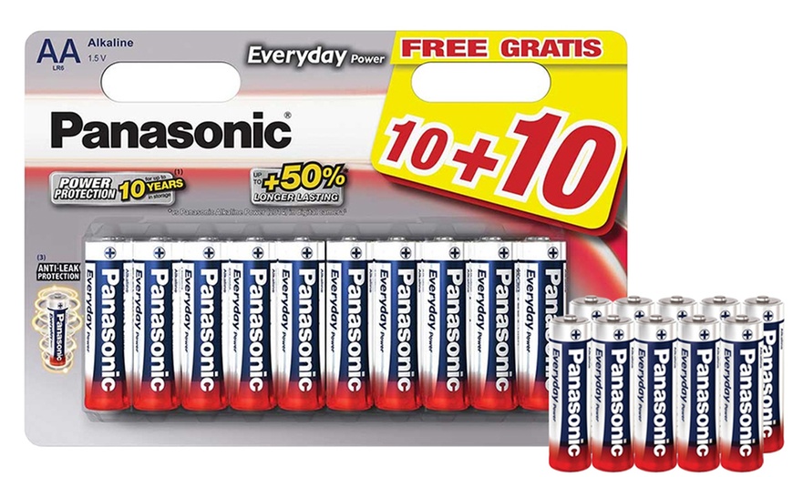 Image 5: Panasonic Battery Multipack