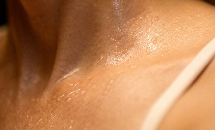 Image 3: Rejuvenate with Infrared Sauna and Cold Plunge for One (45 Min)