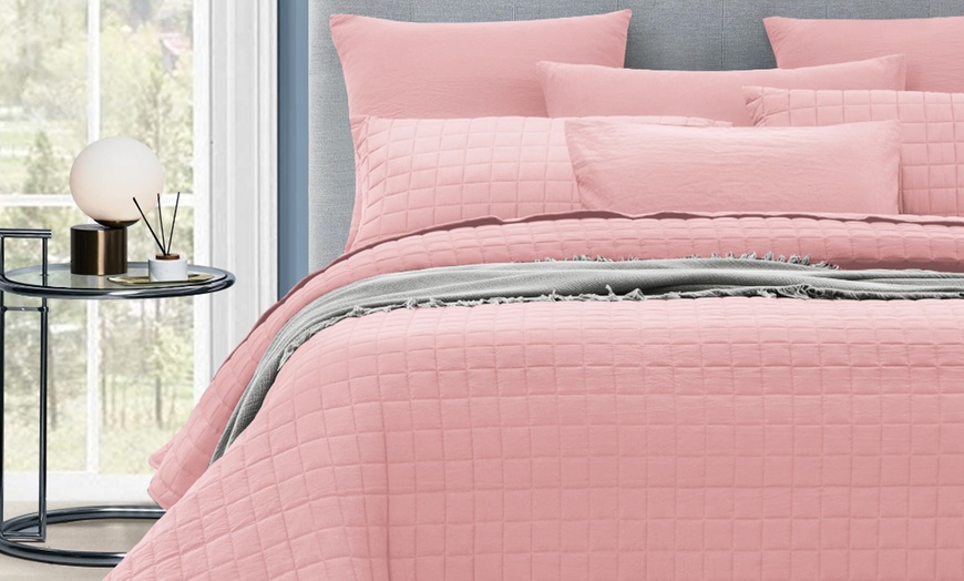 Image 4: 7 pcs Vintage Stone Wash Comforter Set