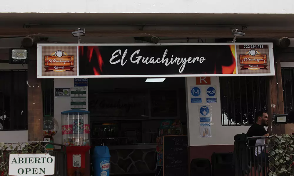 Menú canario para 2 o 4 personas con entrantes, postre y bebida