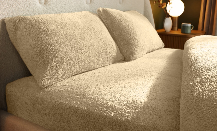 Image 6: Silentnight Cosy Teddy Fleece Bedding