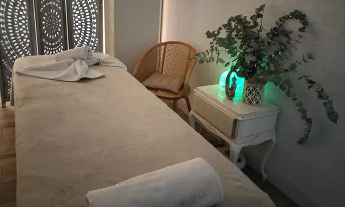 Limpieza facial básica o profunda con opción a maderoterapia facial